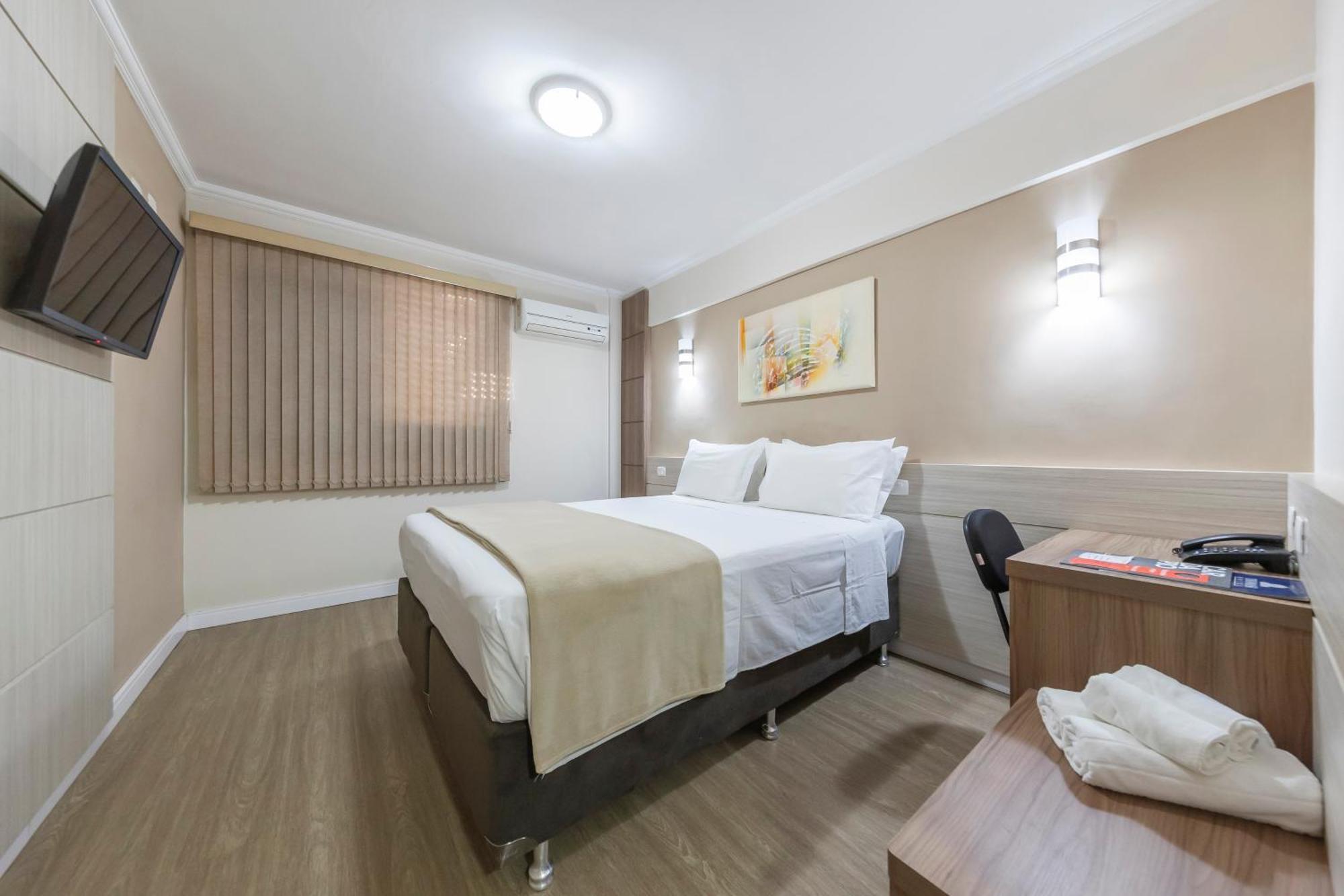 Thomasi Express - Hotel