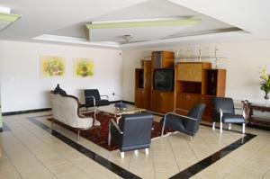 Hotel Thomasi Express -